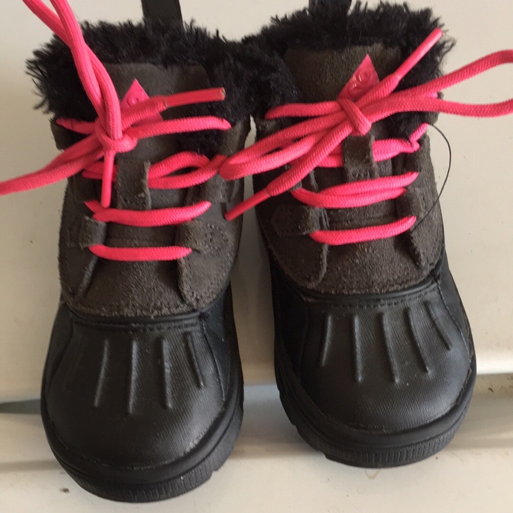 Toddler Nike Chukka boots